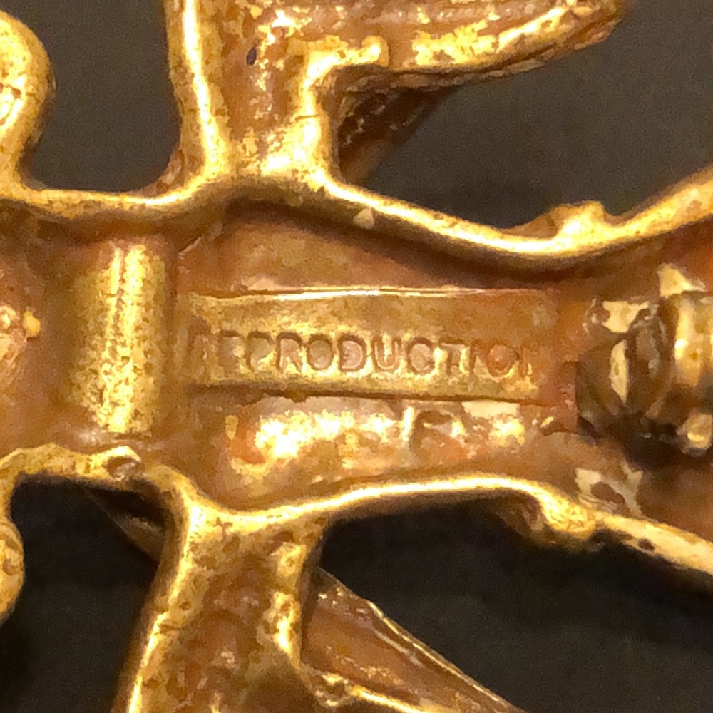 Reproduction of a primitive piece - Picture 2 of 3